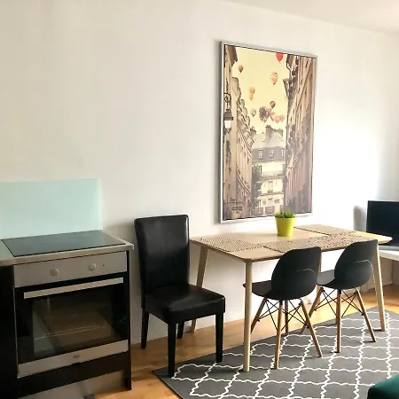 Scandinavian Heart Of The Tyoemiehenkatu Apartament *