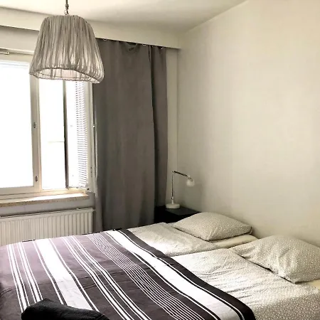 Scandinavian Heart Of The Tyoemiehenkatu Apartament