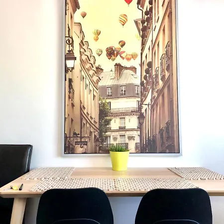 Scandinavian Heart Of The Tyoemiehenkatu Apartment Helsinki
