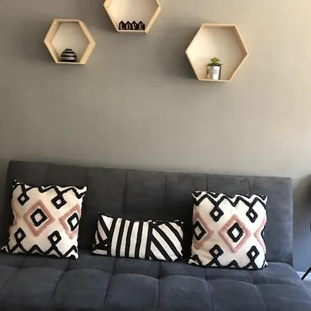 Scandinavian Heart Of The Tyoemiehenkatu Apartment