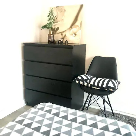 Scandinavian Heart Of The Tyoemiehenkatu Apartment *